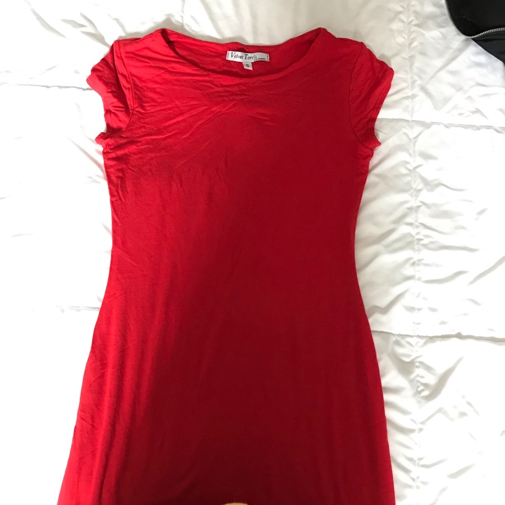 red bodycon dress